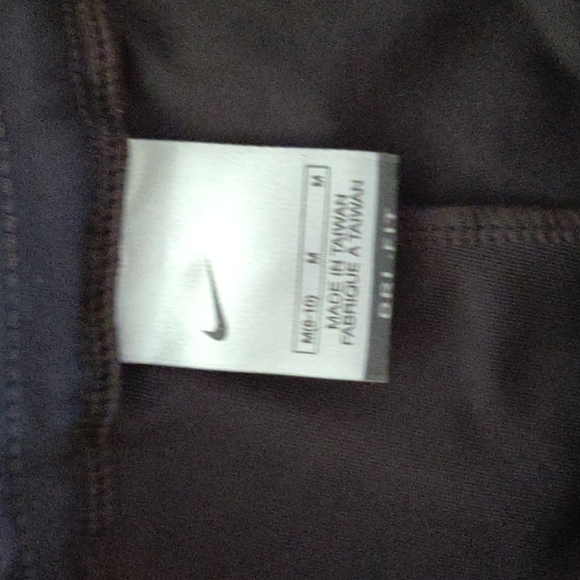 Nike women's pants - Picture 3 of 5